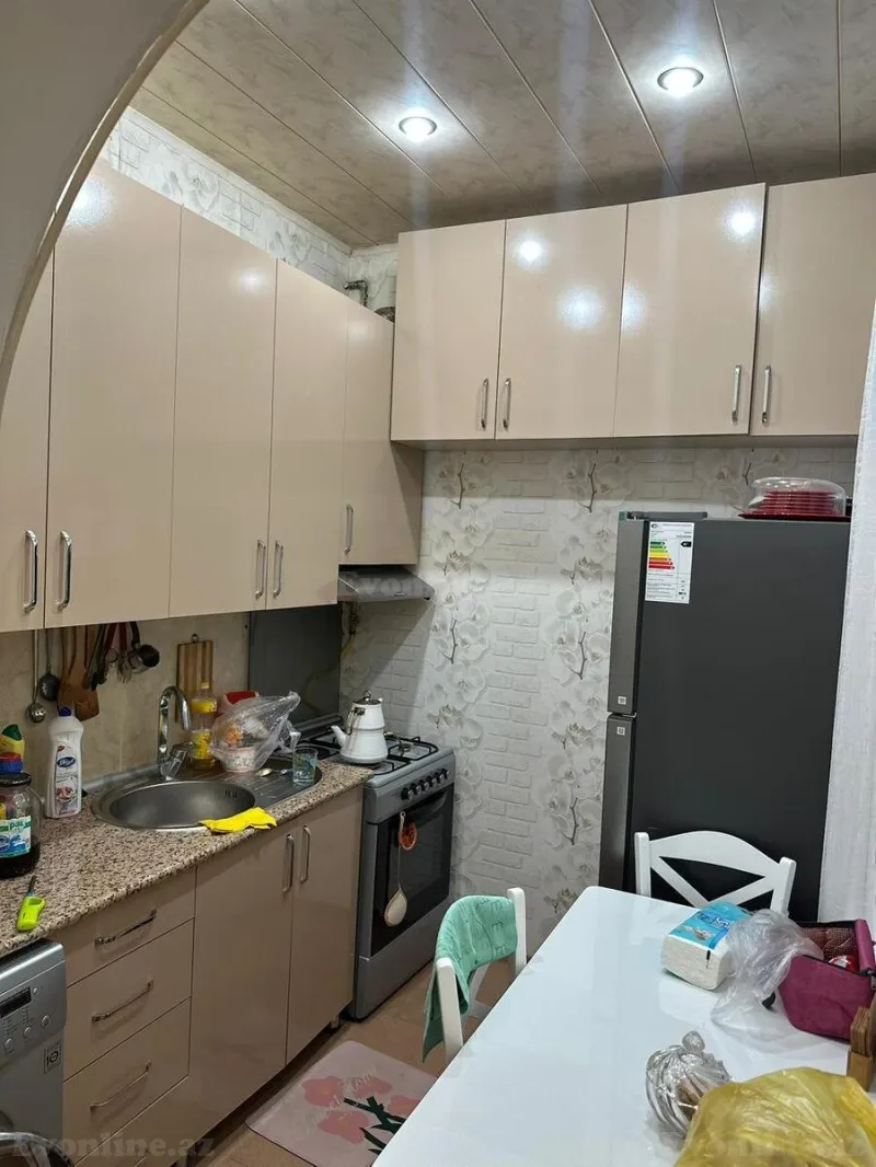 Satılır 2 otaqlı Mənzil Köhnə tikili 45 m² Yasamal - şəkil 5