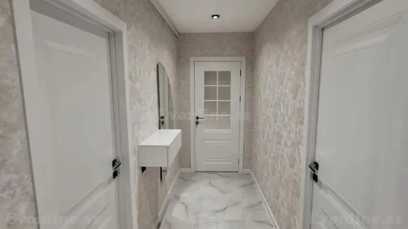 Satılır 3 otaqlı Mənzil Köhnə tikili 78 m² 6-cı mikrorayon - şəkil 2