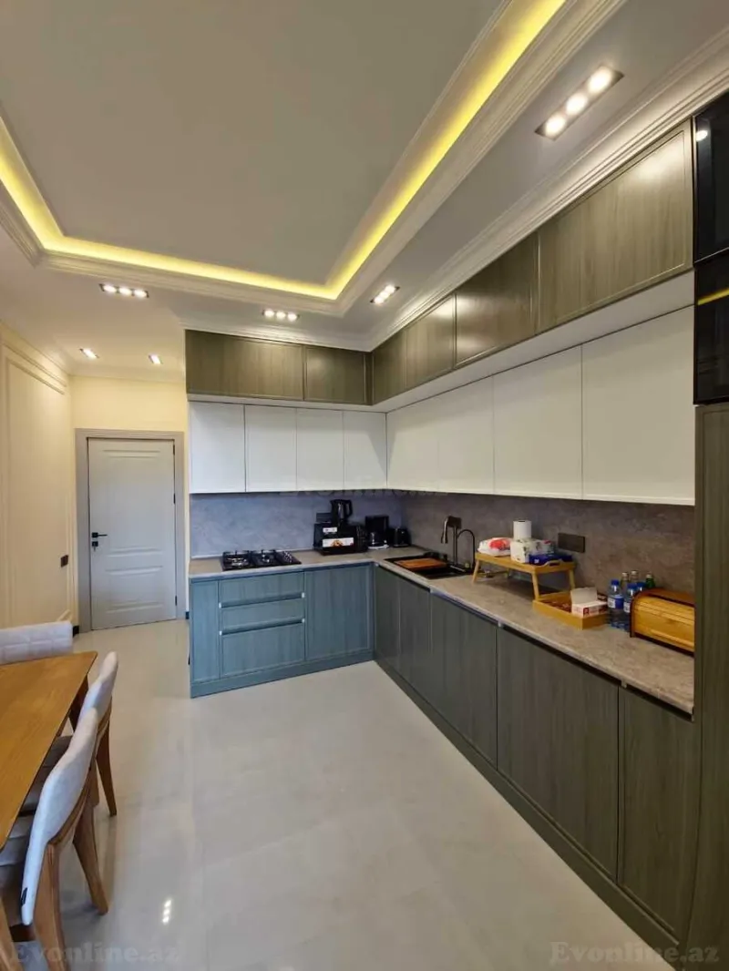 Satılır 4 otaqlı Mənzil Yeni tikili 178 m² 8 Noyabr m. - şəkil 9