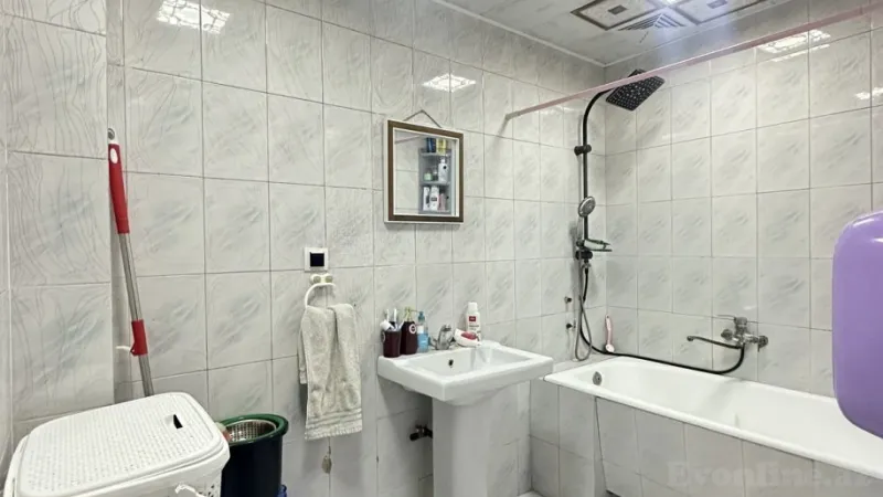 Satılır 3 otaqlı Mənzil Köhnə tikili 60 m² Suraxanı r. - şəkil 9