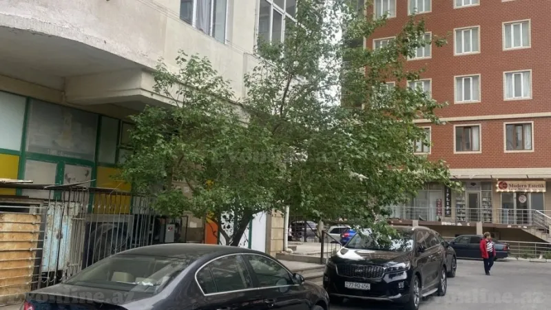 Satılır Obyekt 91 m² 4-cü mikrorayon
