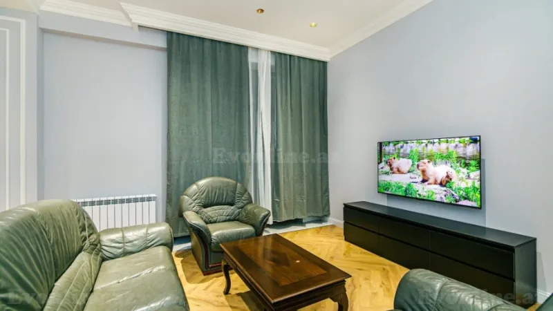 Kirayə verilir 3 otaqlı Mənzil Yeni tikili 151 m² Nizami m. - şəkil 2