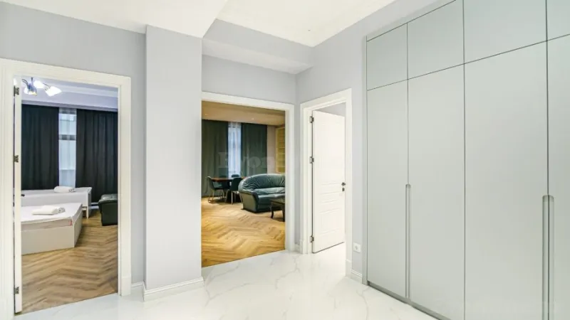 Kirayə verilir 3 otaqlı Mənzil Yeni tikili 151 m² Nizami m. - şəkil 13