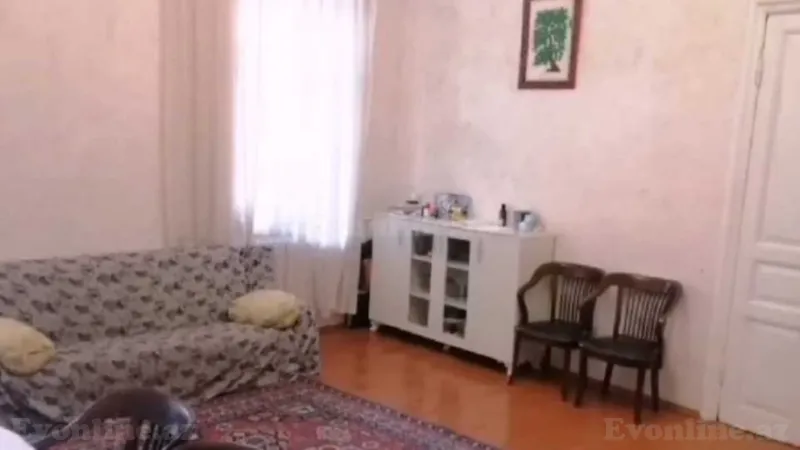 Satılır 5 otaqlı Mənzil Köhnə tikili 200 m² Bayıl - şəkil 3