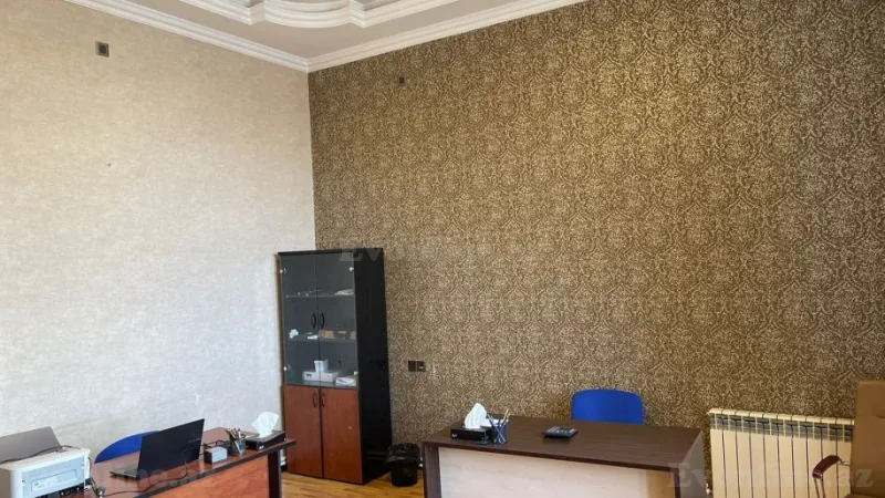 Kirayə verilir Ofis 100 m² Səbail r. - şəkil 3