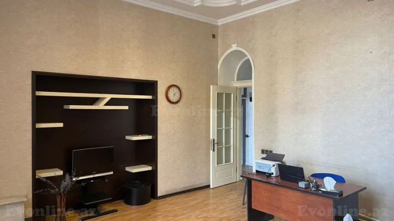 Kirayə verilir Ofis 100 m² Səbail r. - şəkil 5