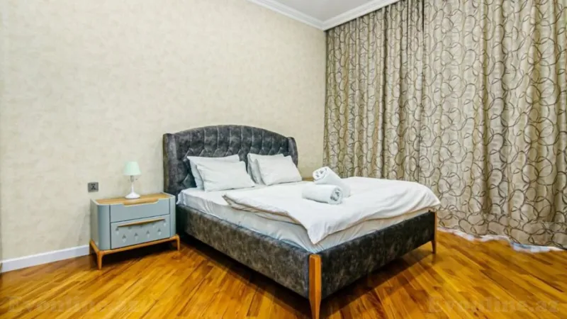 Kirayə verilir 3 otaqlı Mənzil Yeni tikili 100 m² İçərişəhər m. - şəkil 10