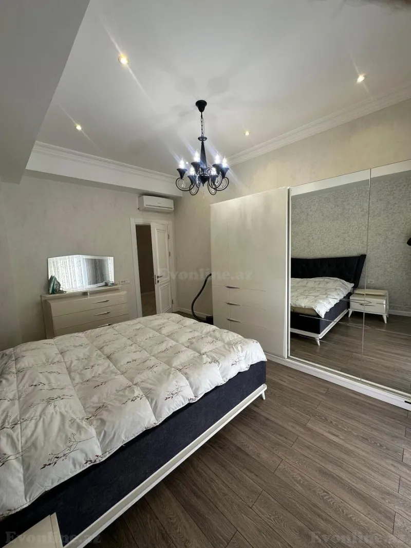 Kirayə verilir 3 otaqlı Mənzil Yeni tikili 136 m² Xətai r. - şəkil 7