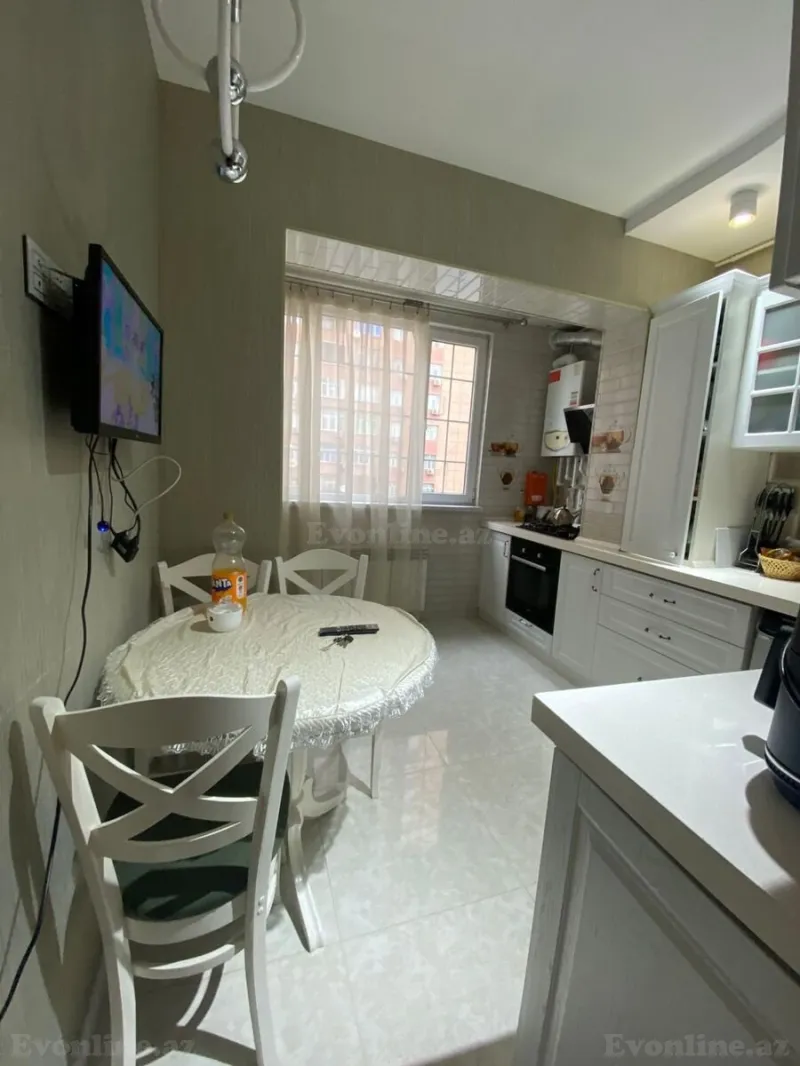 Satılır 3 otaqlı Mənzil Köhnə tikili 90 m² Yeni Yasamal - şəkil 10