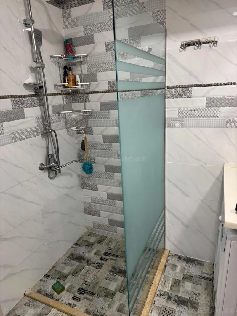 Satılır 3 otaqlı Mənzil Yeni tikili 70 m² Gənclik m. - şəkil 13