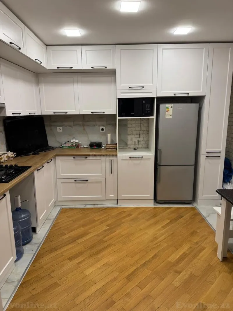 Satılır 3 otaqlı Mənzil Yeni tikili 70 m² Gənclik m. - şəkil 14