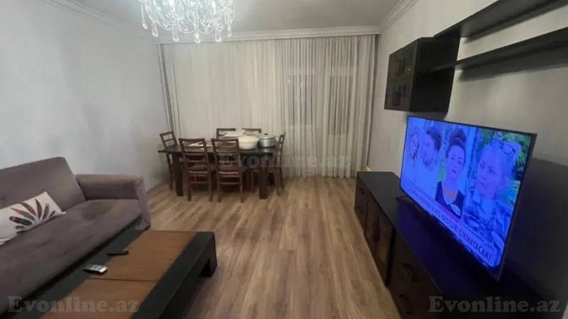 Satılır 4 otaqlı Mənzil Köhnə tikili 100 m² Xətai m.