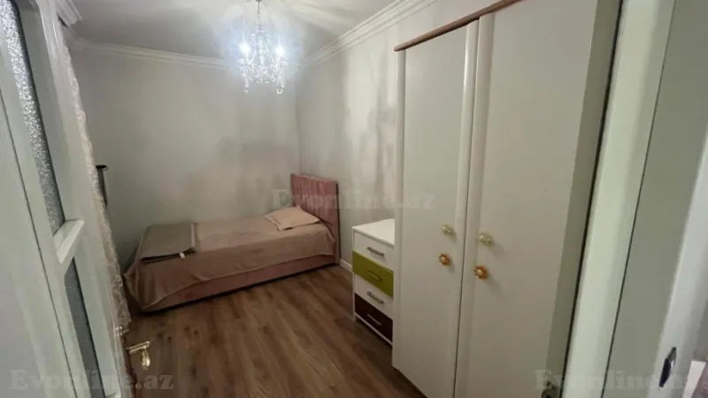 Satılır 4 otaqlı Mənzil Köhnə tikili 100 m² Xətai m. - şəkil 8