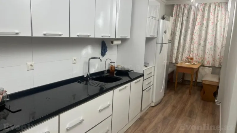 Satılır 4 otaqlı Mənzil Köhnə tikili 100 m² Xətai m. - şəkil 10