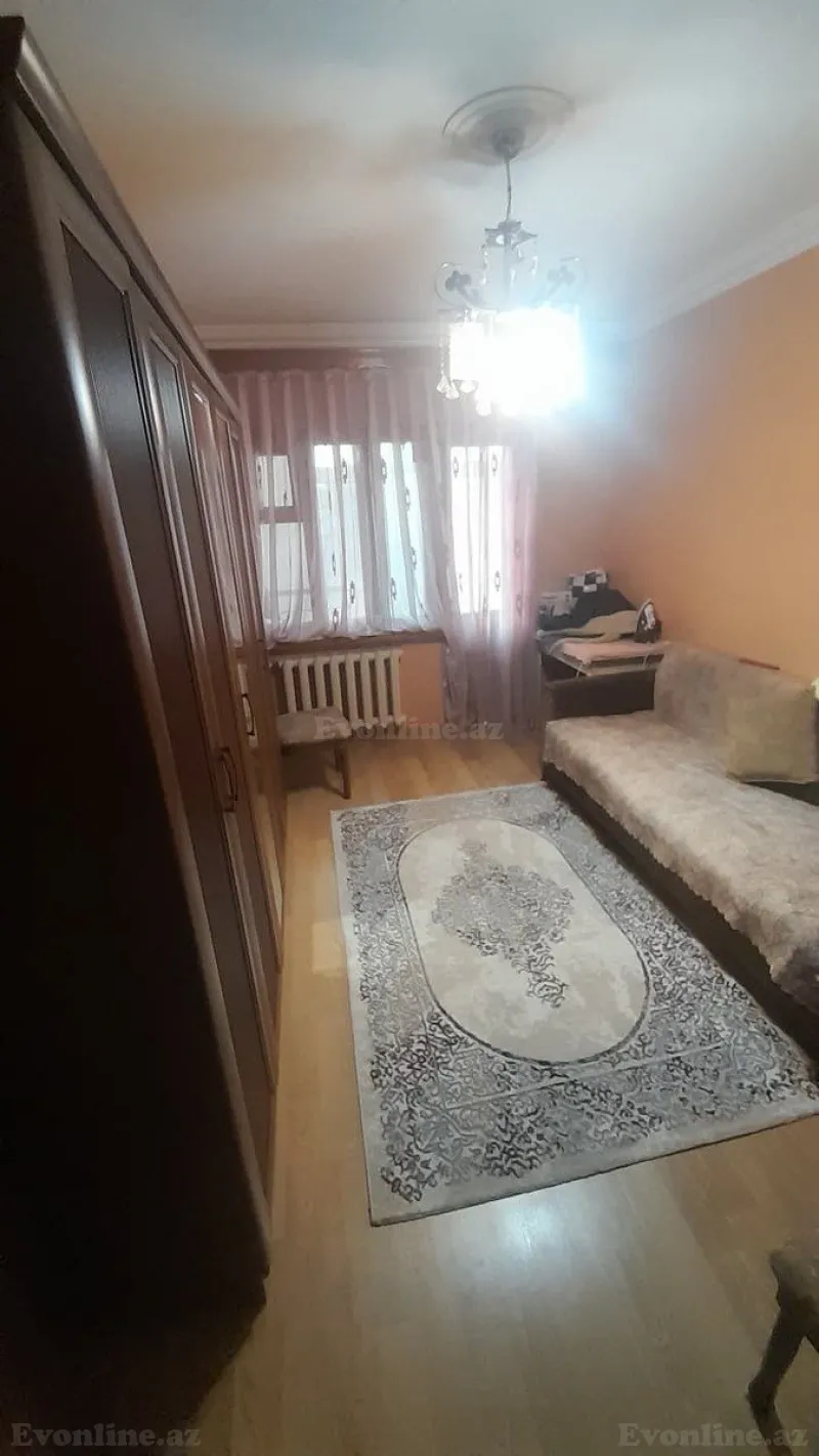 Satılır 2 otaqlı Mənzil Köhnə tikili 60 m² 4-cü mikrorayon - şəkil 2