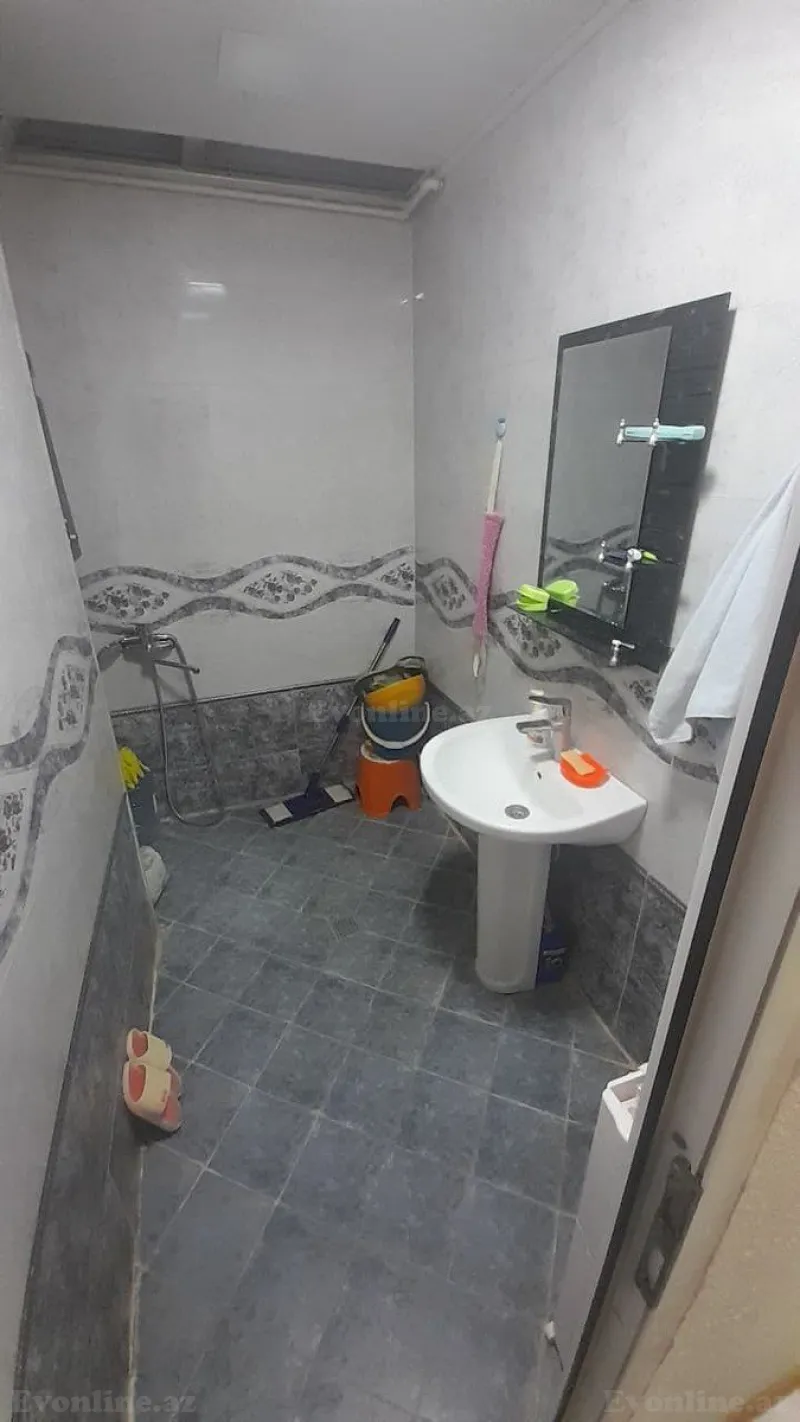 Satılır 2 otaqlı Mənzil Köhnə tikili 60 m² 4-cü mikrorayon - şəkil 11