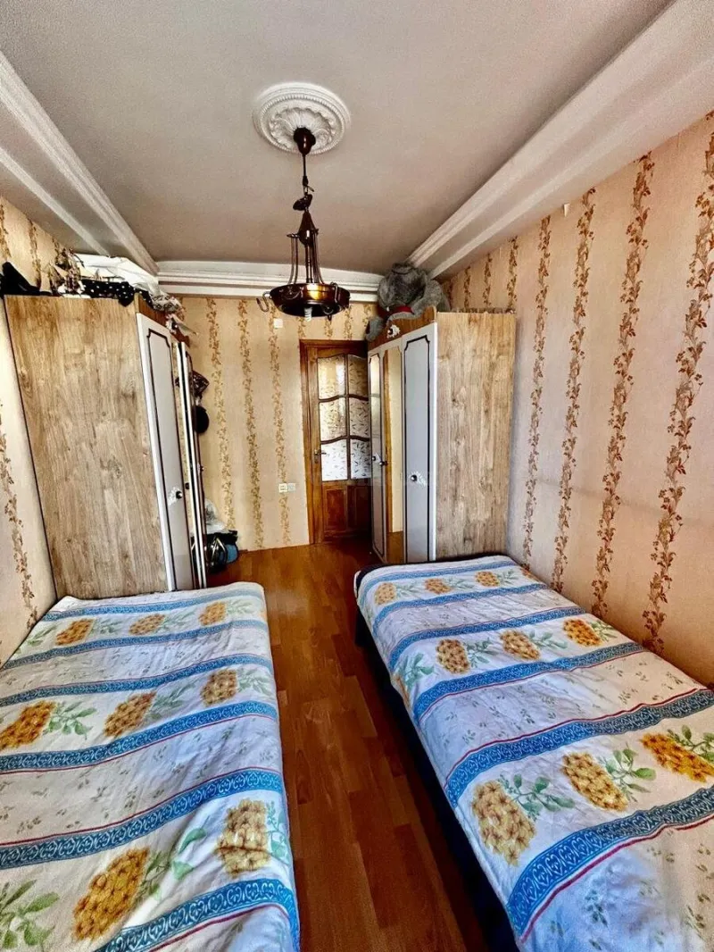 Satılır 2 otaqlı Mənzil Köhnə tikili 65 m² Elmlər Akademiyası m. - şəkil 5