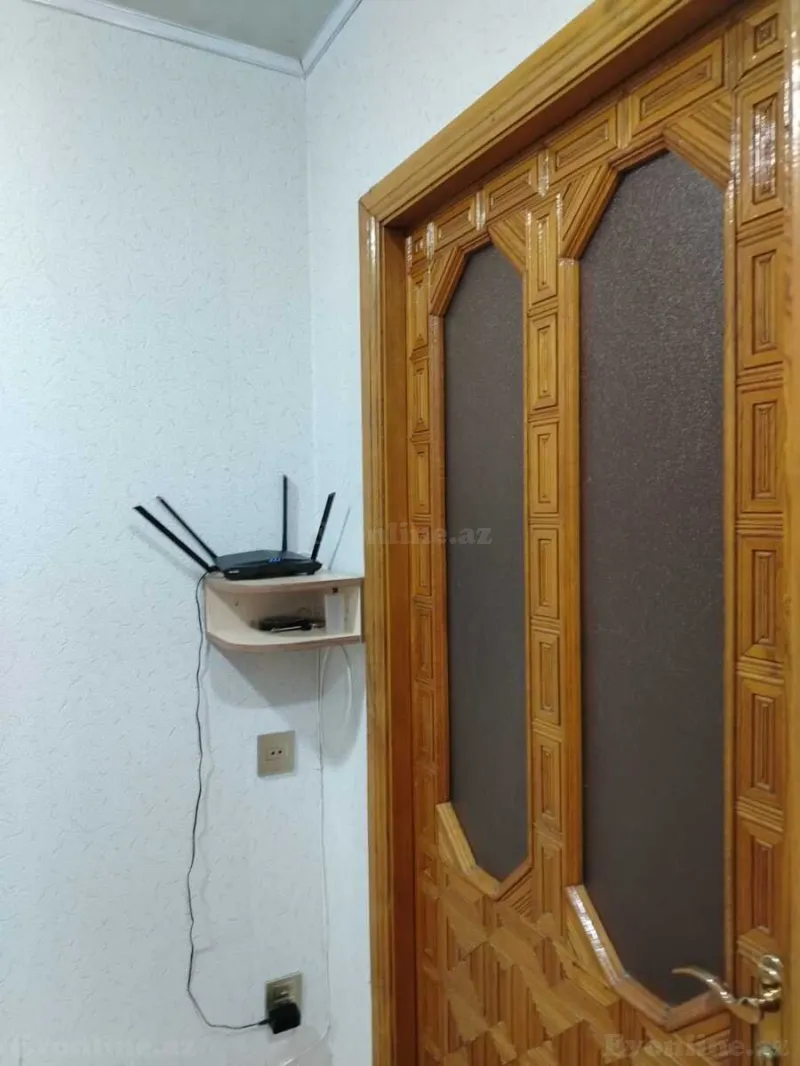 Kirayə verilir 1 otaqlı Mənzil Köhnə tikili 32 m² İnşaatçılar m. - şəkil 10