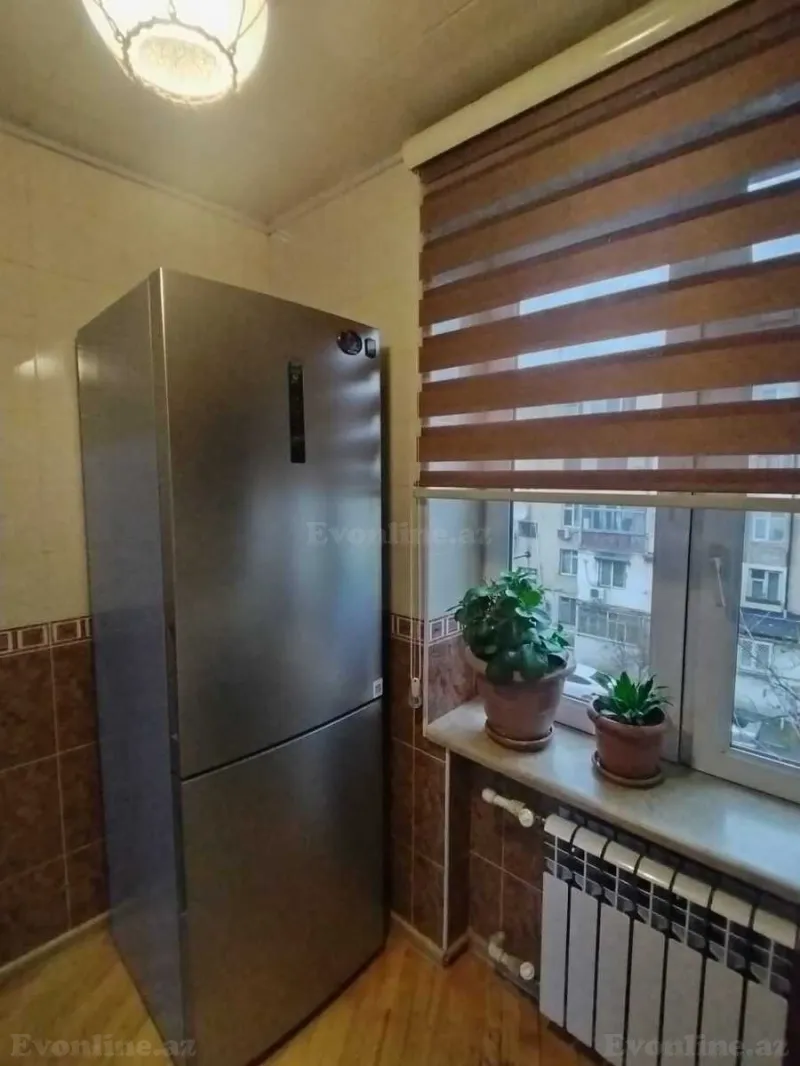 Kirayə verilir 1 otaqlı Mənzil Köhnə tikili 32 m² İnşaatçılar m. - şəkil 12