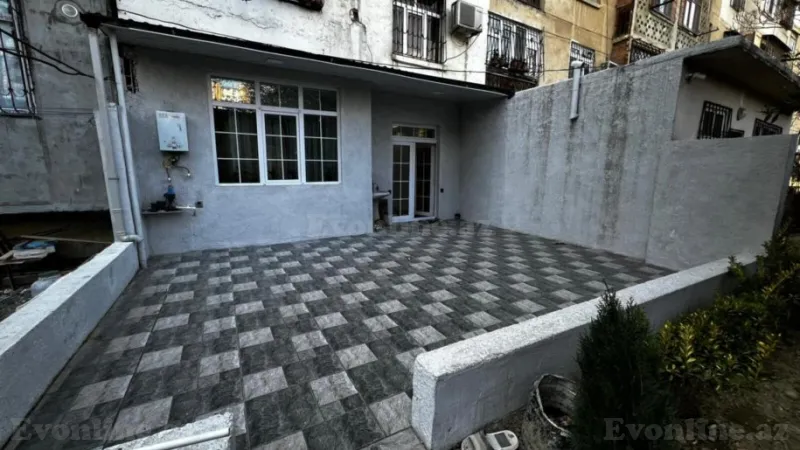 Satılır 3 otaqlı Mənzil Köhnə tikili 65 m² Həzi Aslanov m.