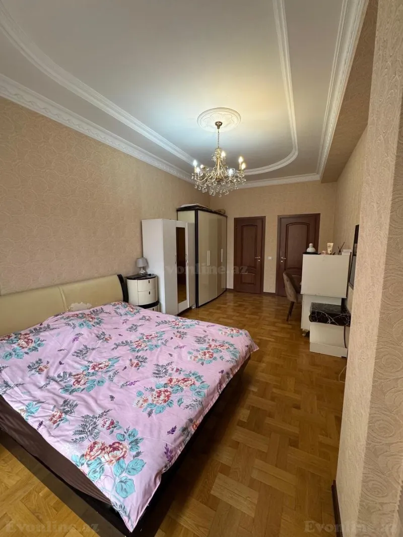 Satılır 3 otaqlı Mənzil Yeni tikili 175 m² Nəsimi r. - şəkil 16