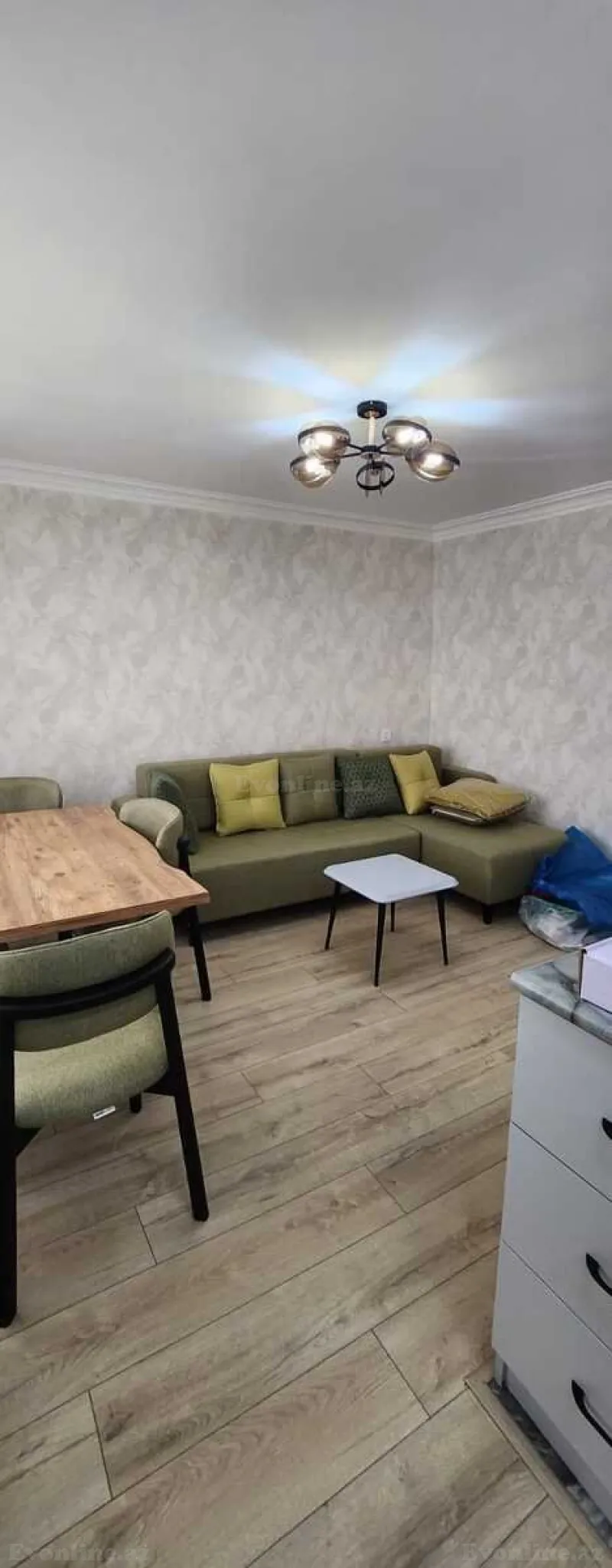 Kirayə verilir 2 otaqlı Mənzil Köhnə tikili 55 m² Yasamal