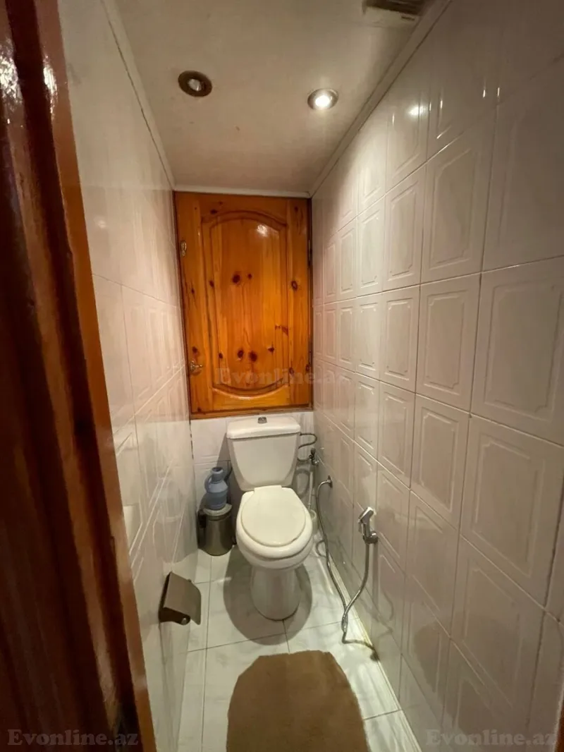 Satılır 2 otaqlı Mənzil Köhnə tikili 65 m² 8 Noyabr m. - şəkil 3