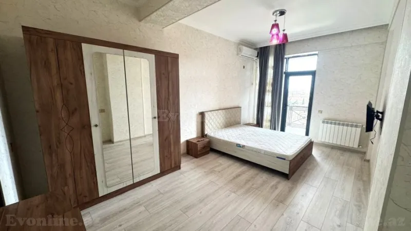 Kirayə verilir 1 otaqlı Mənzil Yeni tikili 65 m² Bayıl