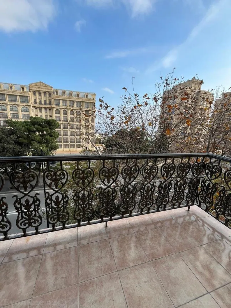 Kirayə verilir 3 otaqlı Mənzil Köhnə tikili 70 m² İçərişəhər m. - şəkil 11