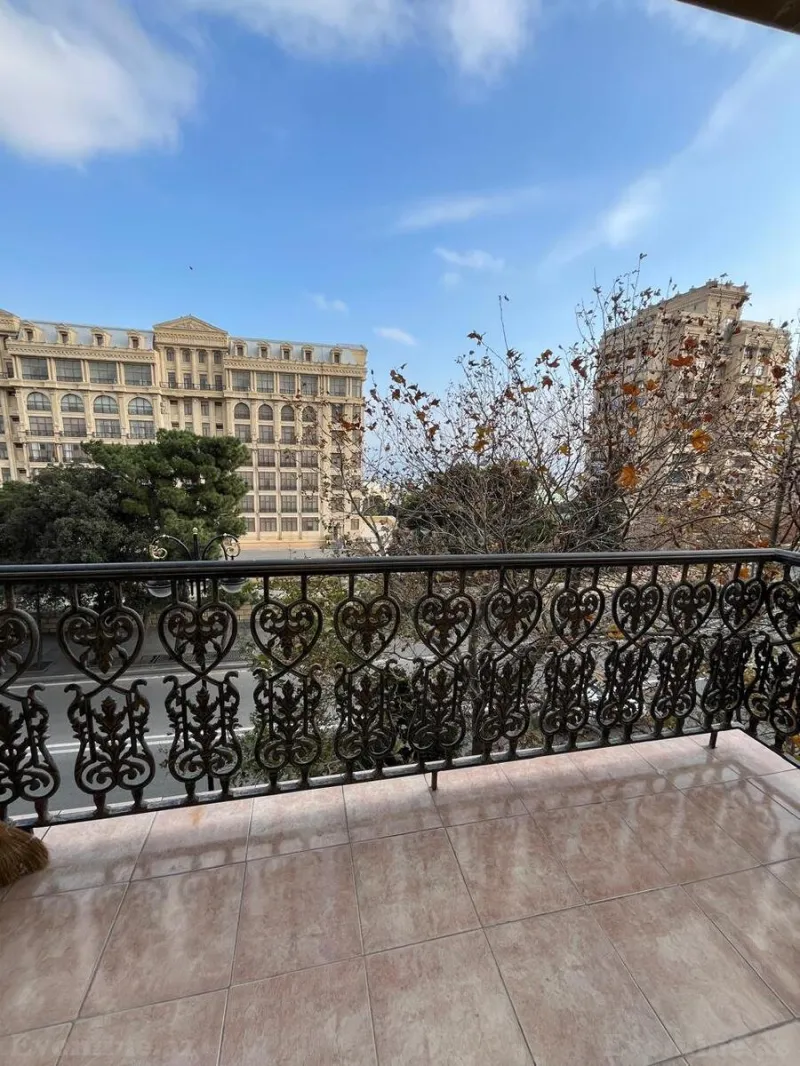 Kirayə verilir 3 otaqlı Mənzil Köhnə tikili 70 m² İçərişəhər m. - şəkil 12