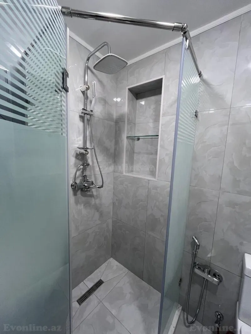 Kirayə verilir 3 otaqlı Mənzil Köhnə tikili 70 m² İçərişəhər m. - şəkil 26