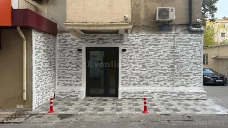Satılır Ofis 35 m² Elmlər Akademiyası m.