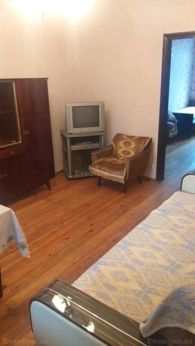 Kirayə verilir 2 otaqlı Mənzil Köhnə tikili 40 m² 5-ci mikrorayon - şəkil 3