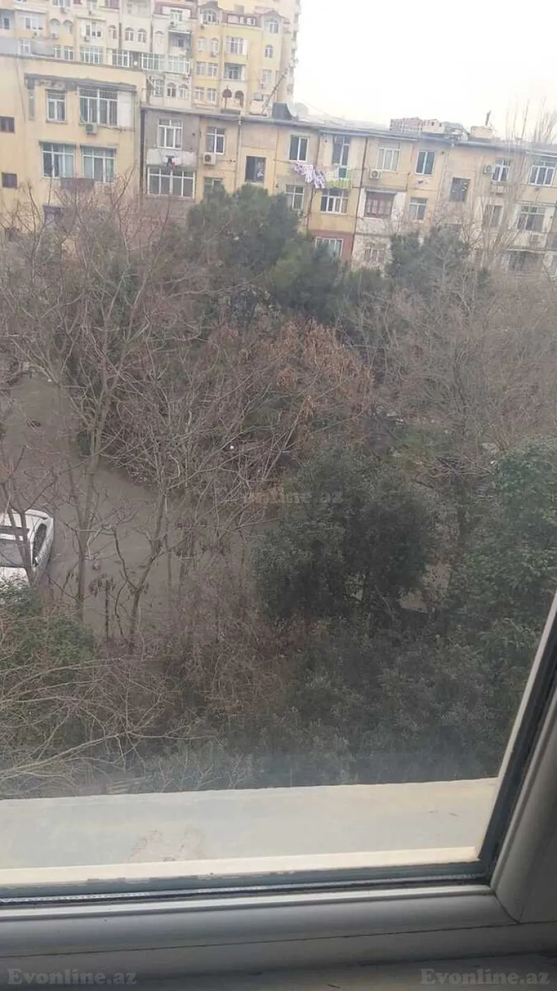 Kirayə verilir 2 otaqlı Mənzil Köhnə tikili 40 m² 5-ci mikrorayon - şəkil 10