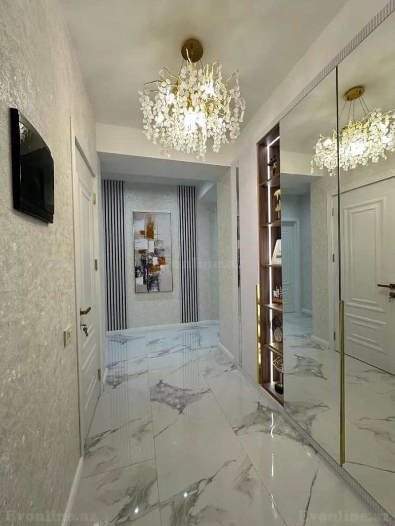 Satılır 4 otaqlı Mənzil Yeni tikili 110 m² 7-ci mikrorayon - şəkil 9