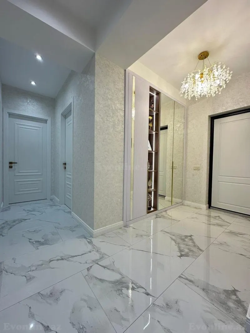 Satılır 4 otaqlı Mənzil Yeni tikili 110 m² 7-ci mikrorayon - şəkil 12