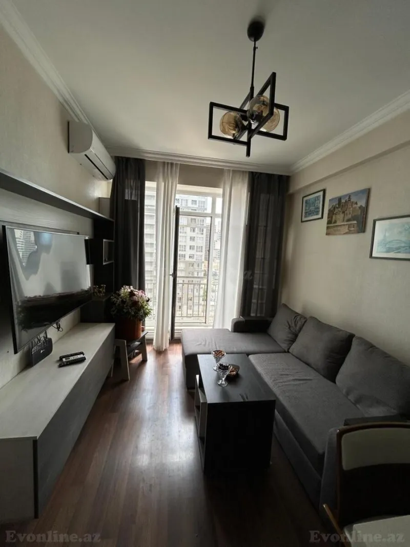 Satılır 2 otaqlı Mənzil Yeni tikili 50 m² 20 Yanvar m.