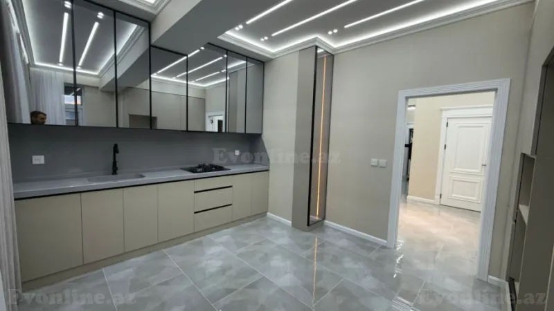 Satılır 4 otaqlı Mənzil Yeni tikili 138 m² Həzi Aslanov m. - şəkil 2