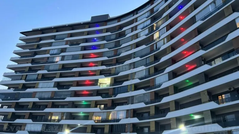 Satılır 2 otaqlı Mənzil Yeni tikili 73 m² Avtovağzal m. - şəkil 2