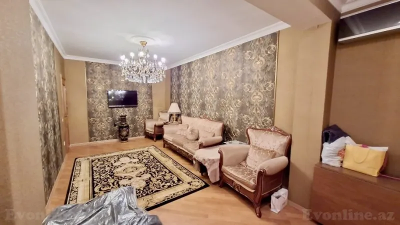 Satılır 3 otaqlı Mənzil Köhnə tikili 90 m² 8-ci mikrorayon