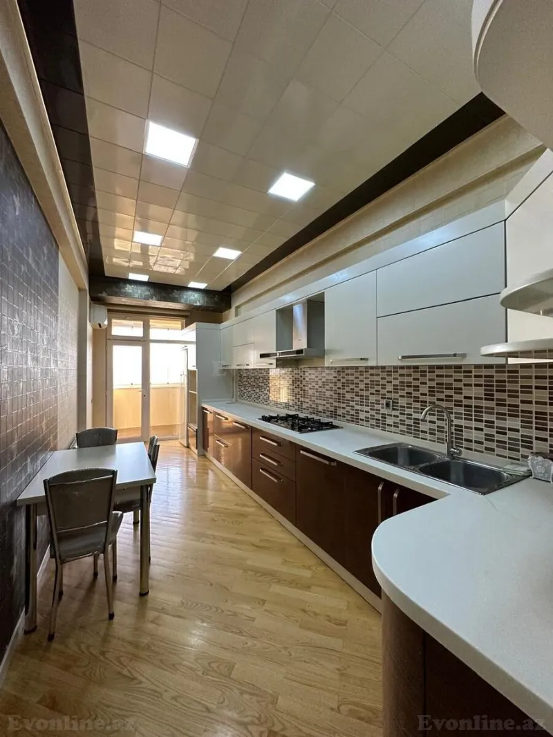 Kirayə verilir 3 otaqlı Mənzil Yeni tikili 140 m² Nizami r. - şəkil 15