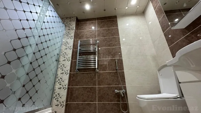 Kirayə verilir 3 otaqlı Mənzil Yeni tikili 140 m² Nizami r. - şəkil 25