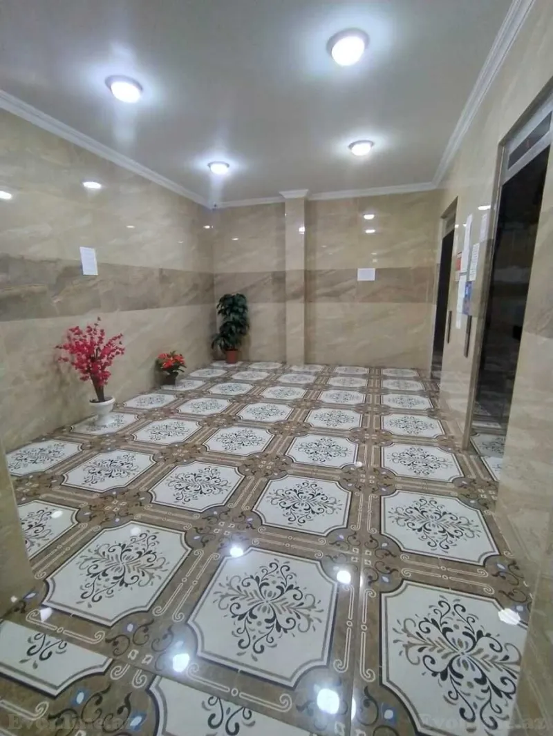 Kirayə verilir 3 otaqlı Mənzil Yeni tikili 130 m² Xətai r. - şəkil 16