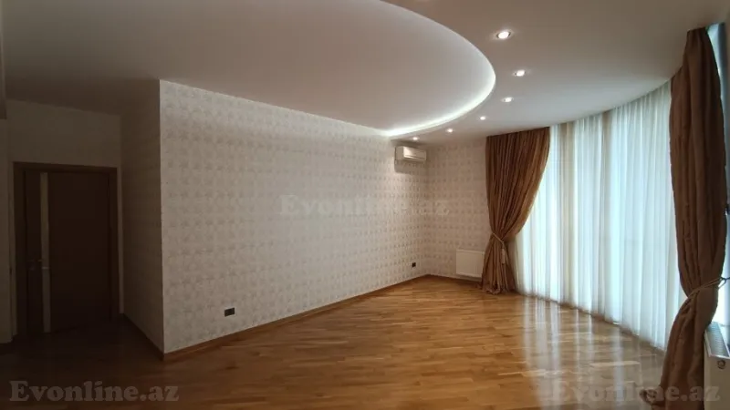 Satılır 4 otaqlı Mənzil Yeni tikili 220 m² 28 May m. - şəkil 4
