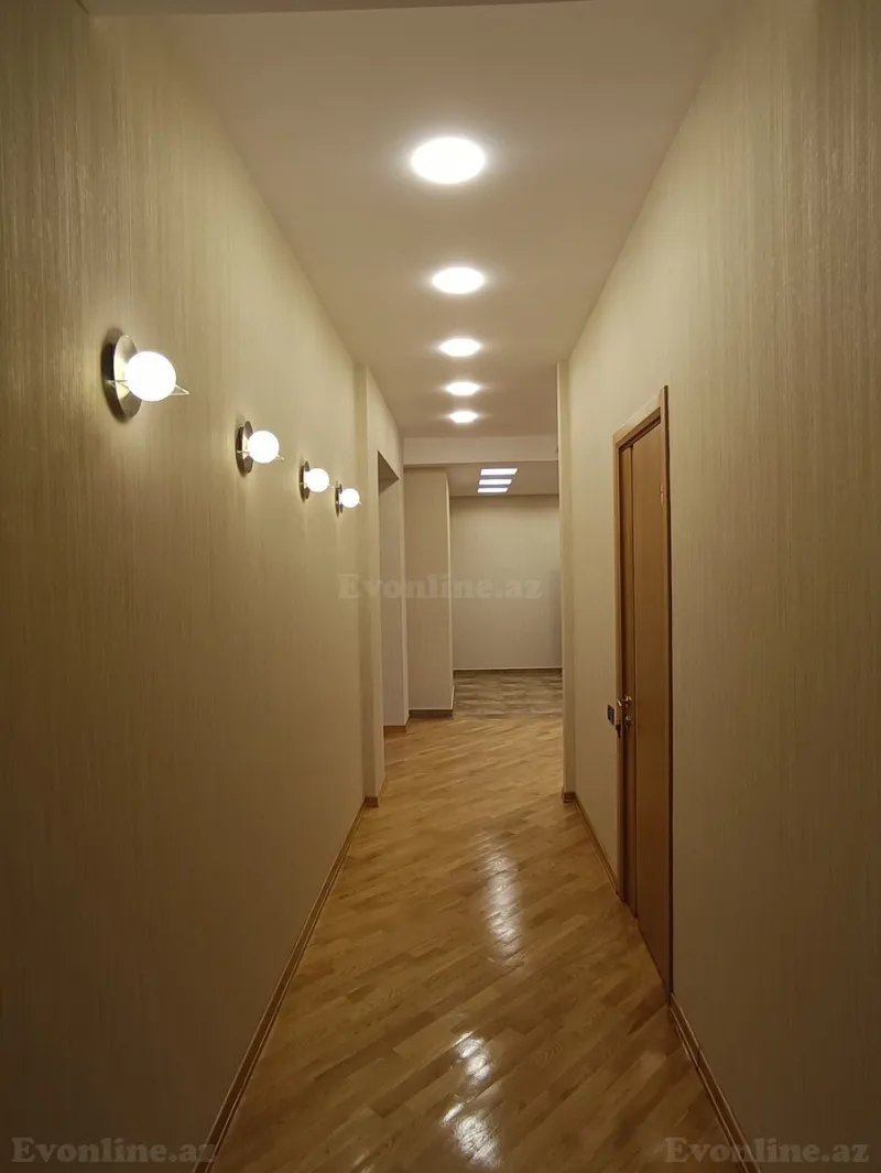 Satılır 4 otaqlı Mənzil Yeni tikili 220 m² 28 May m. - şəkil 10