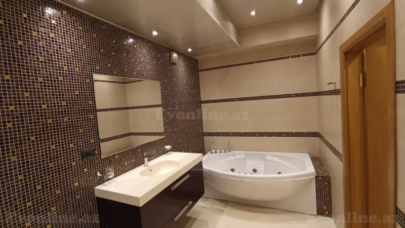 Satılır 4 otaqlı Mənzil Yeni tikili 220 m² 28 May m. - şəkil 18