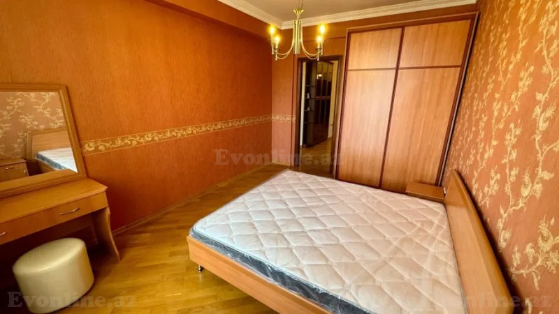 Kirayə verilir 4 otaqlı Mənzil Yeni tikili 150 m² Elmlər Akademiyası m. - şəkil 14