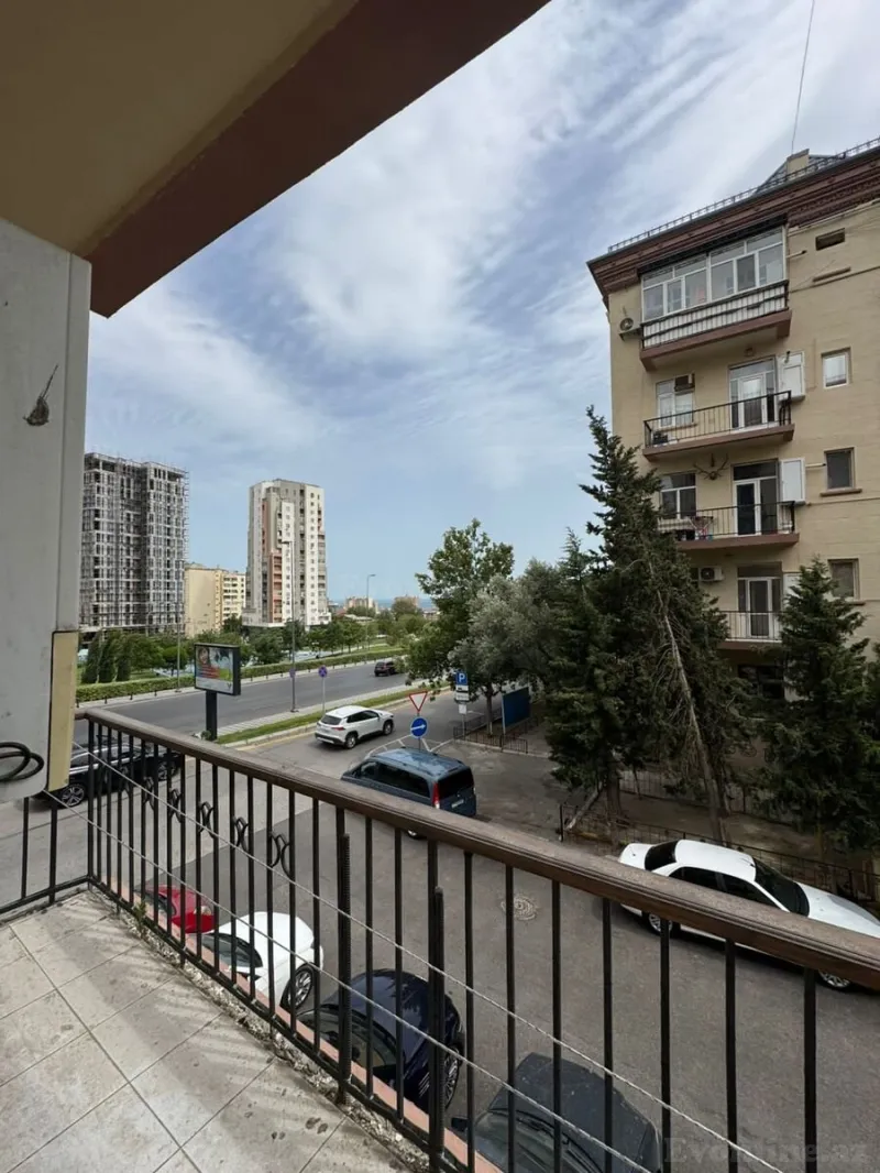 Satılır 2 otaqlı Mənzil Köhnə tikili 45 m² Nizami m.