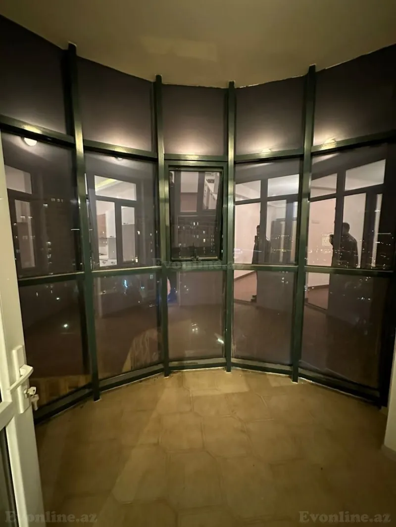 Kirayə verilir Ofis 131 m² Gənclik m. - şəkil 4