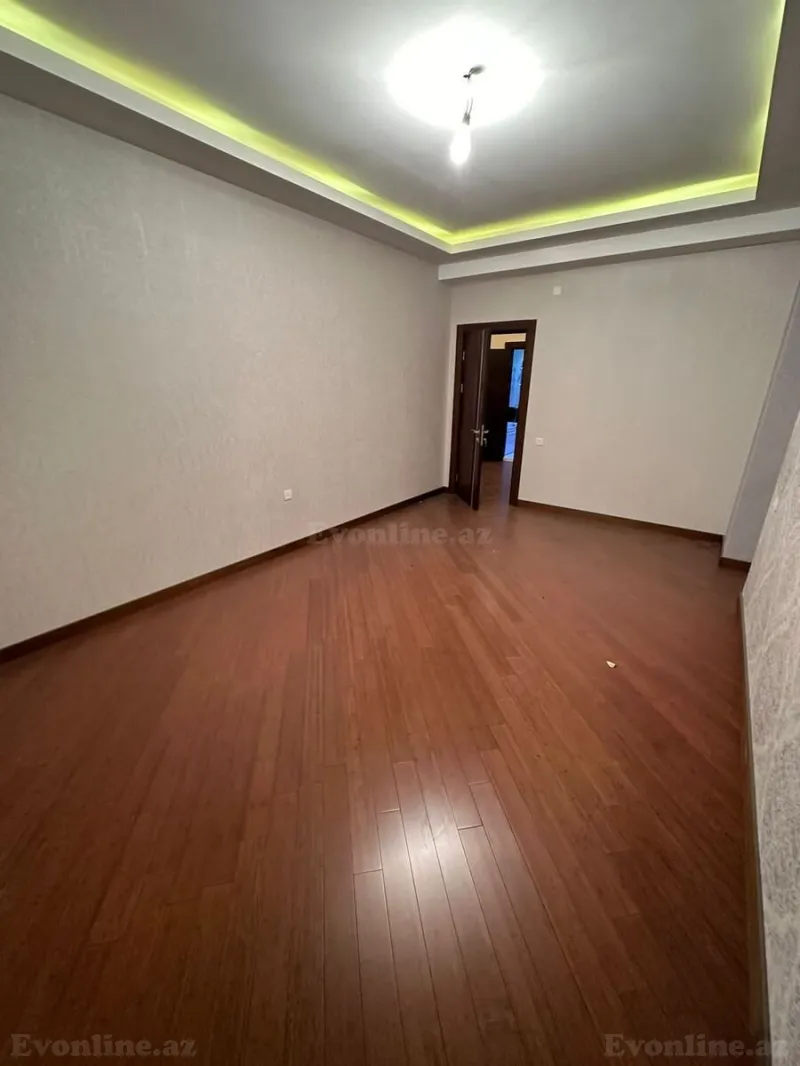 Kirayə verilir Ofis 131 m² Gənclik m. - şəkil 6